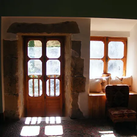 Chateau De Bed & Breakfast Belesta (Pyrenees-Orientales)